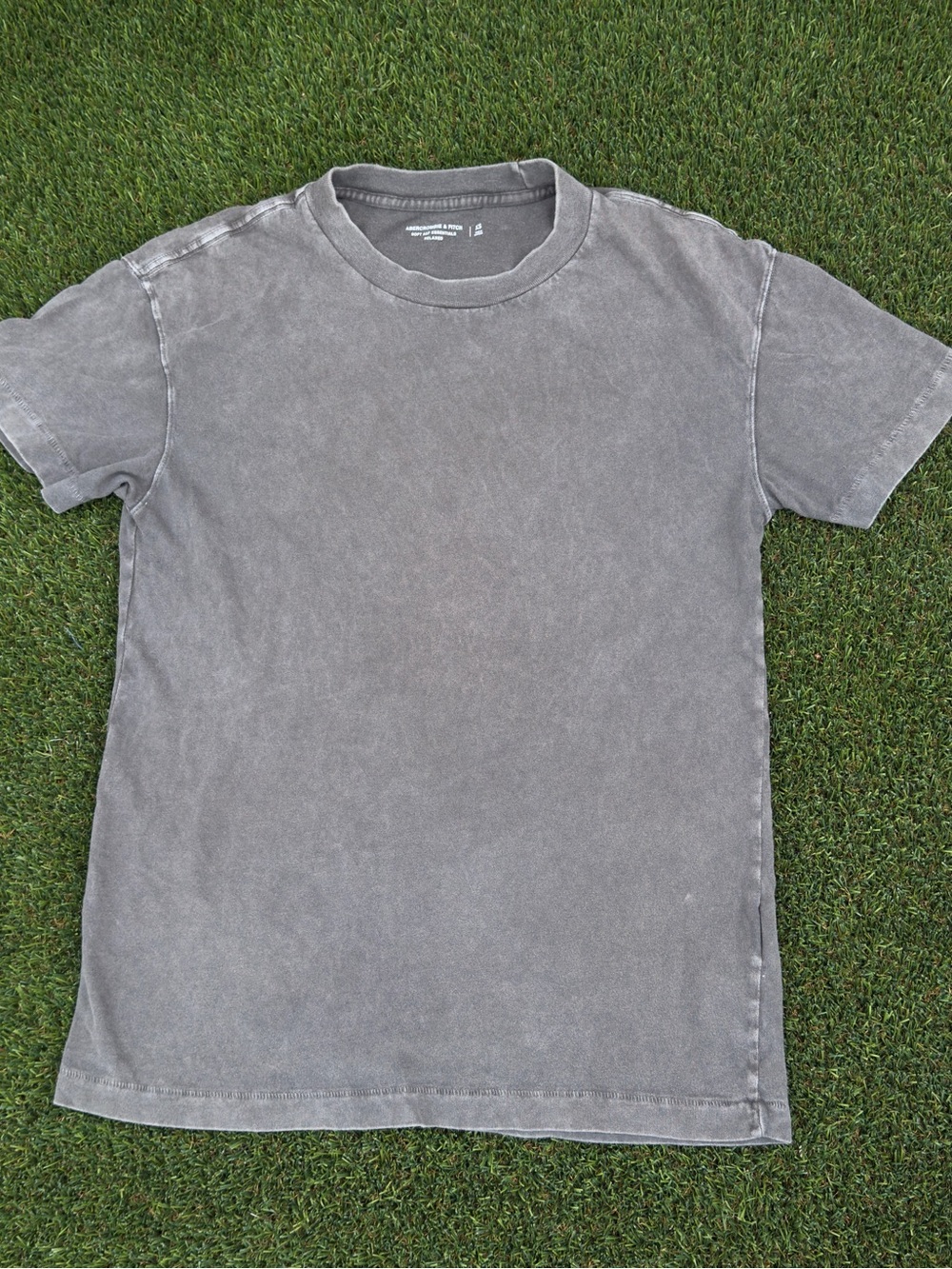 Abercrombie & Fitch Vintage Wash Gray Short Sleeve Tee